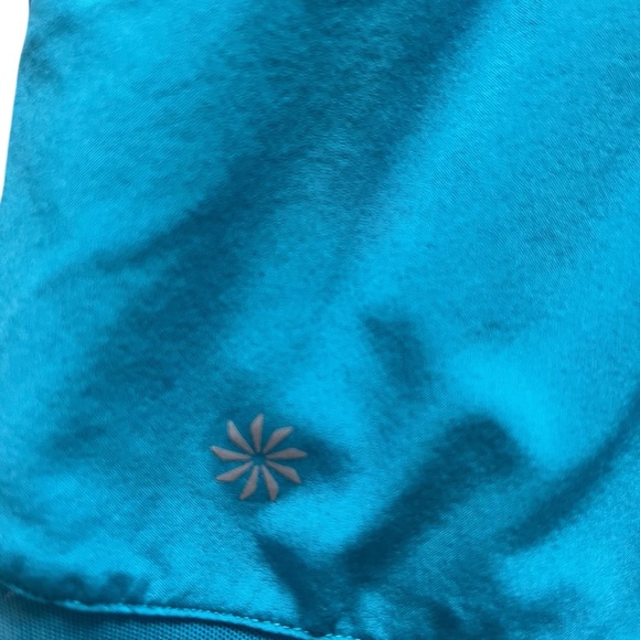 Athleta Mesh Racer Run High Rise 3” Women's Vibrant Blue Athletic Shorts Size XS - Picture 4 of 4